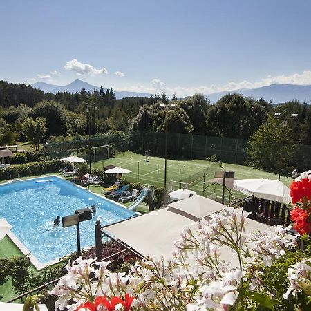 Hotel Scoiattolo Baselga di Pinè Buitenkant foto