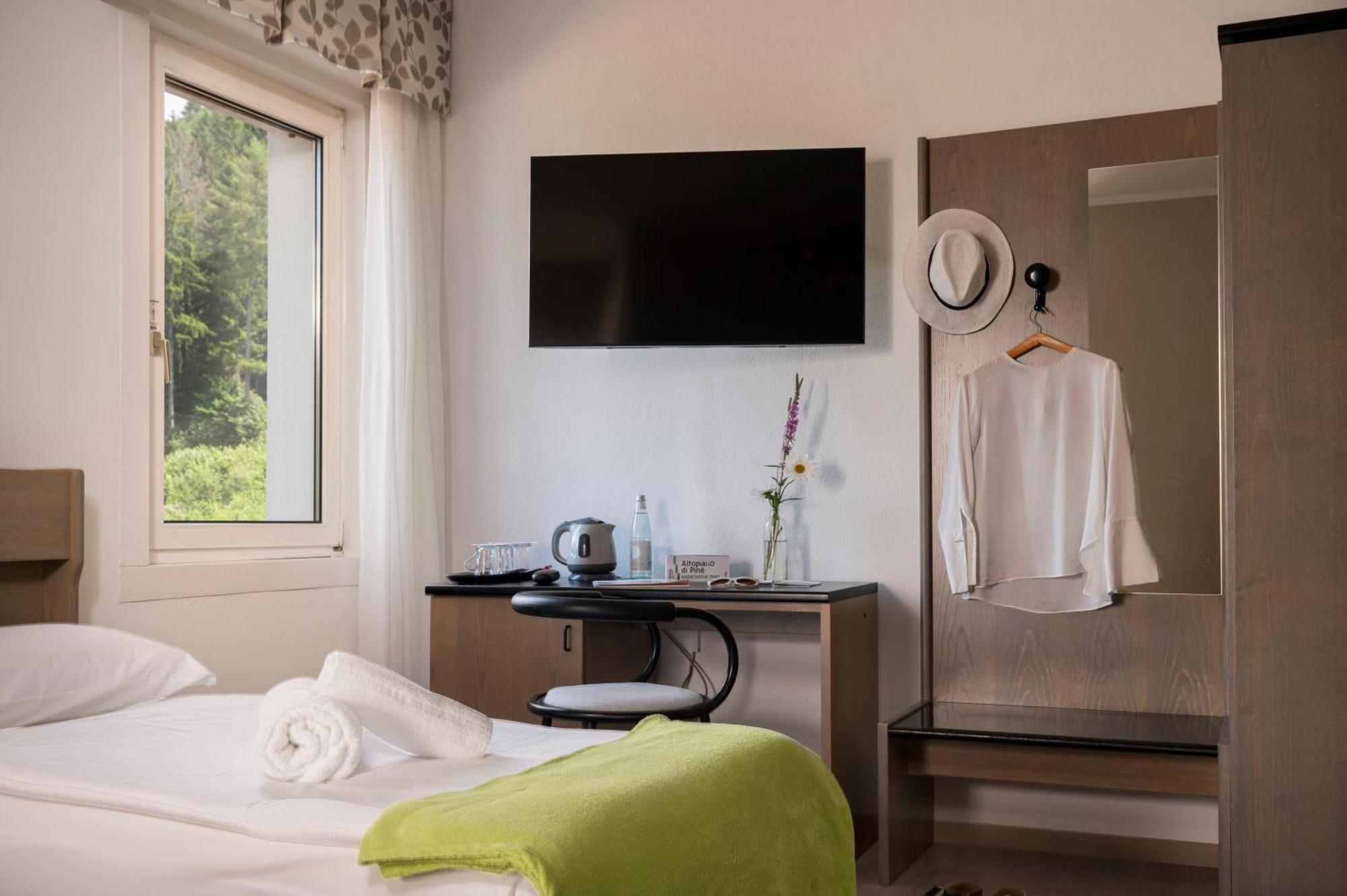 Hotel Scoiattolo Baselga di Pinè Buitenkant foto